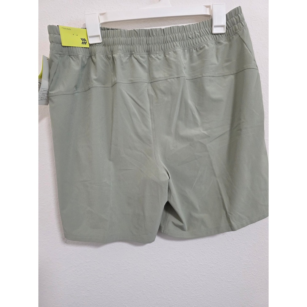 All in Motion Mens 7 Inch Run Shorts green Large NWT Moisture Wicking - Picture 4 of 4